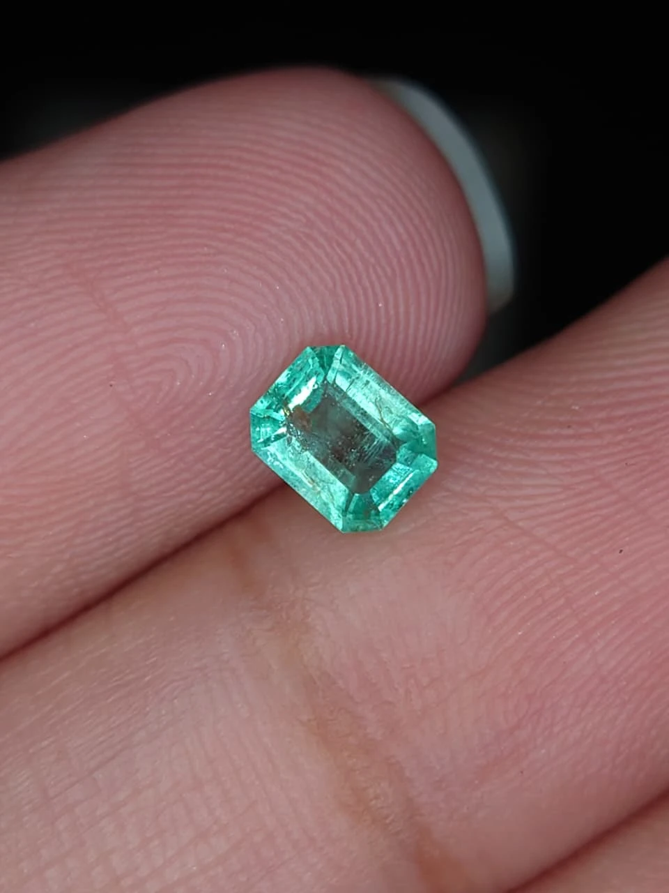 0.5ct Natural Emerald Faceted Panjsher Emerald from Afghanistan — view 1